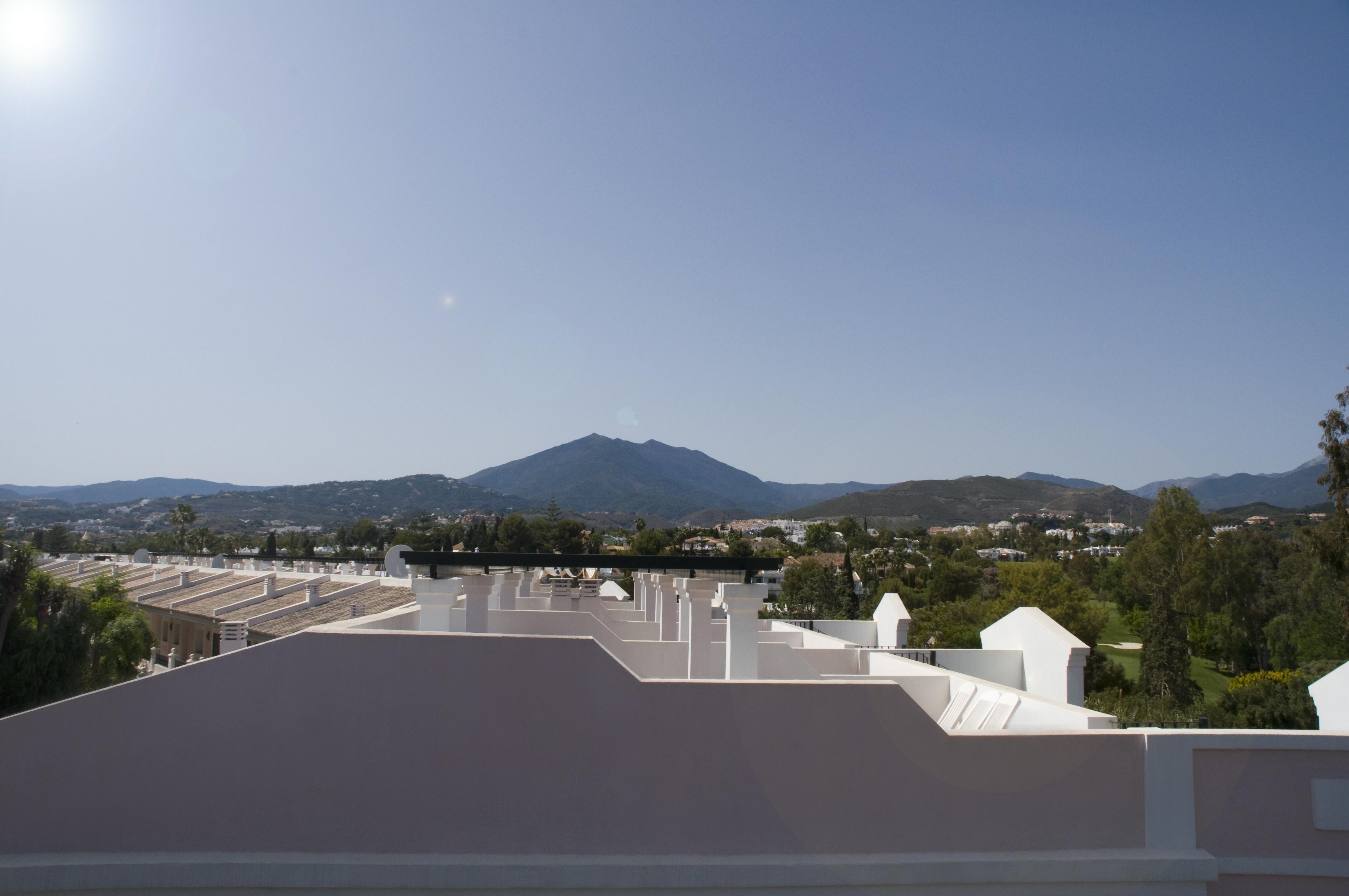 Apartamento Aloha Gardens By Vacation Care Marbella Exterior foto