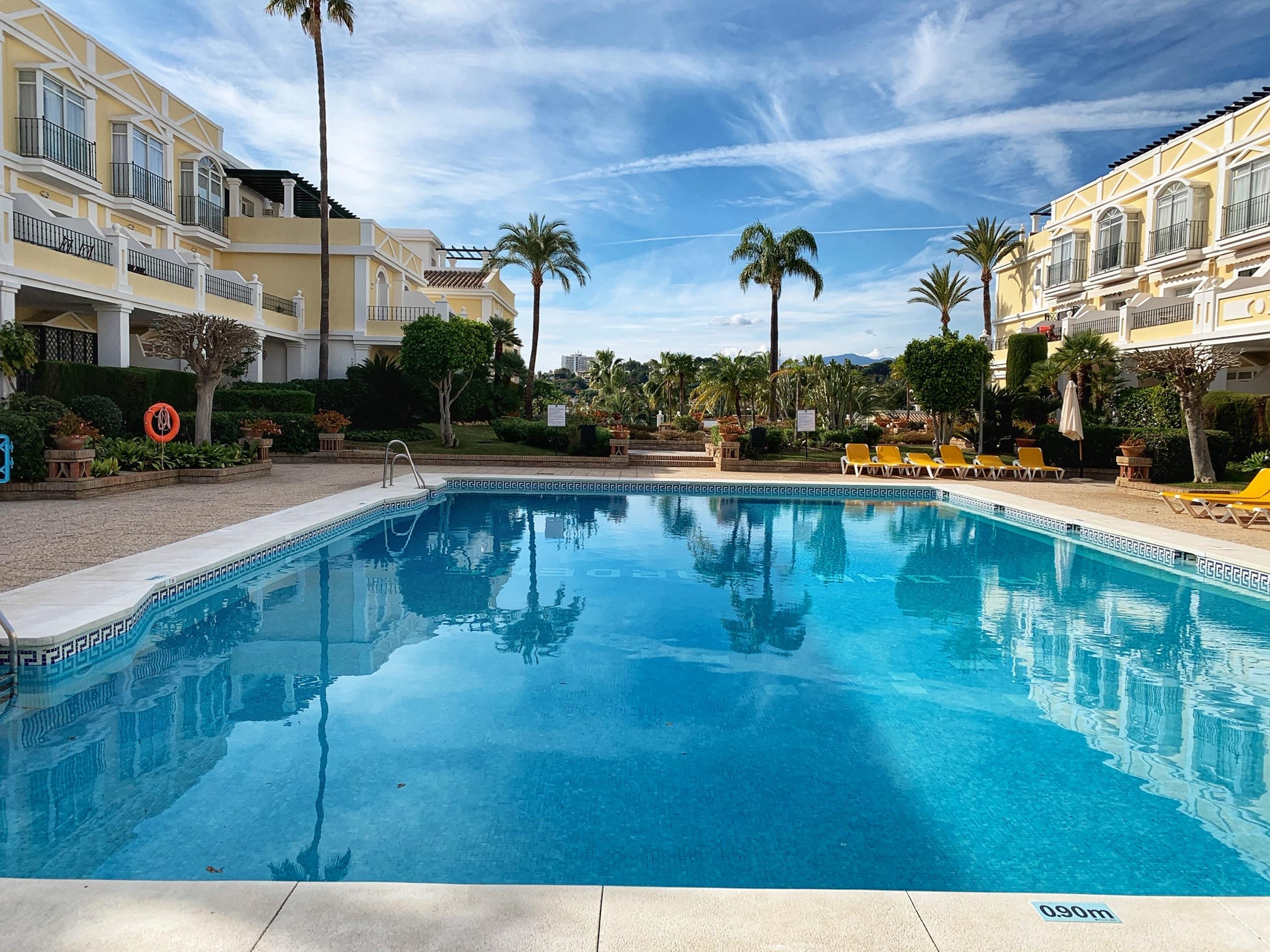 Apartamento Aloha Gardens By Vacation Care Marbella Exterior foto